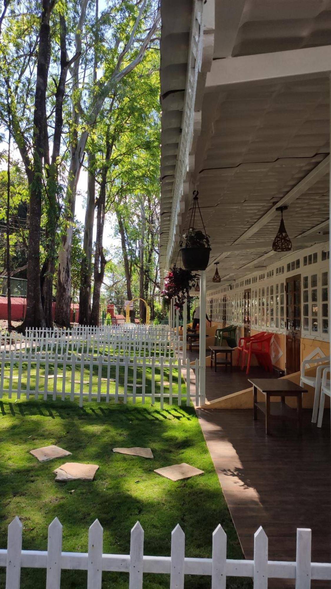 Citadel Resort Panchgani Εξωτερικό φωτογραφία